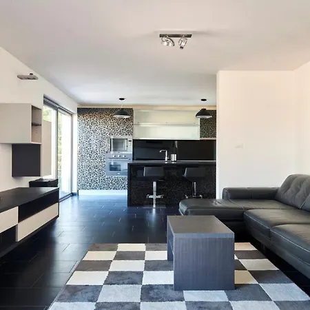 Gostinjska kuća Blue Ocean 4*